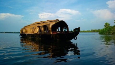 হাউসবোট